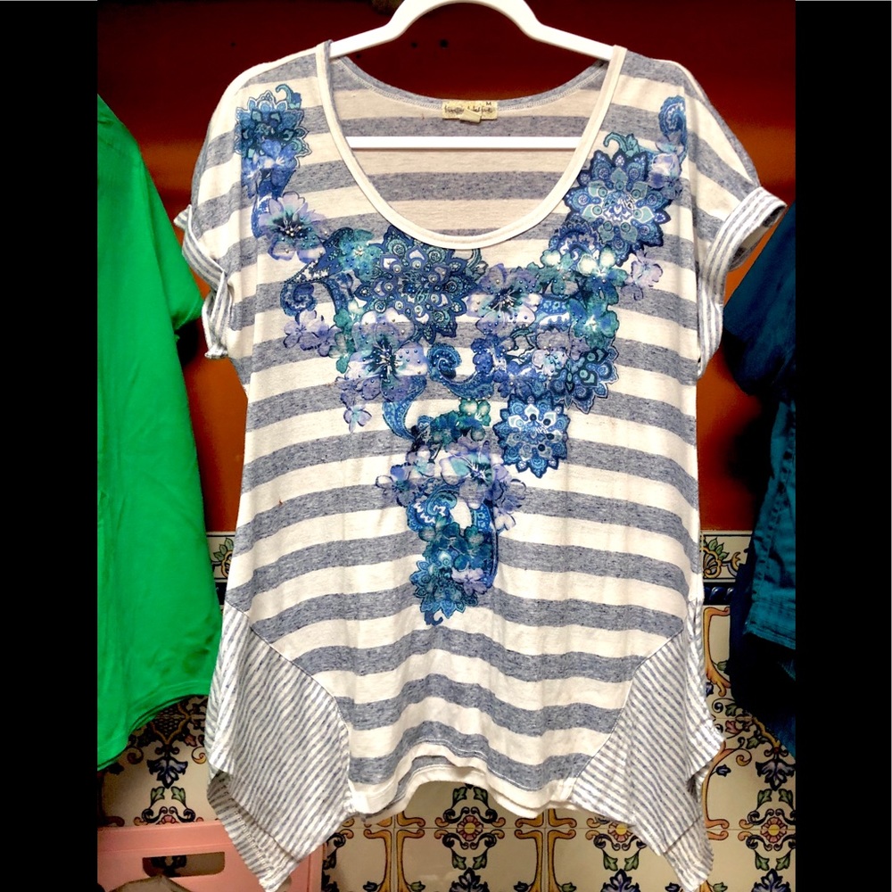 Beautiful Top 💙 Sz Medium